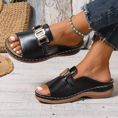 Kathryn™ | Comfortabele Gespsandalen