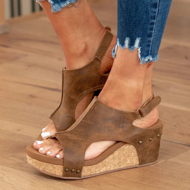 Grazyna – Suede sleehaksandalen