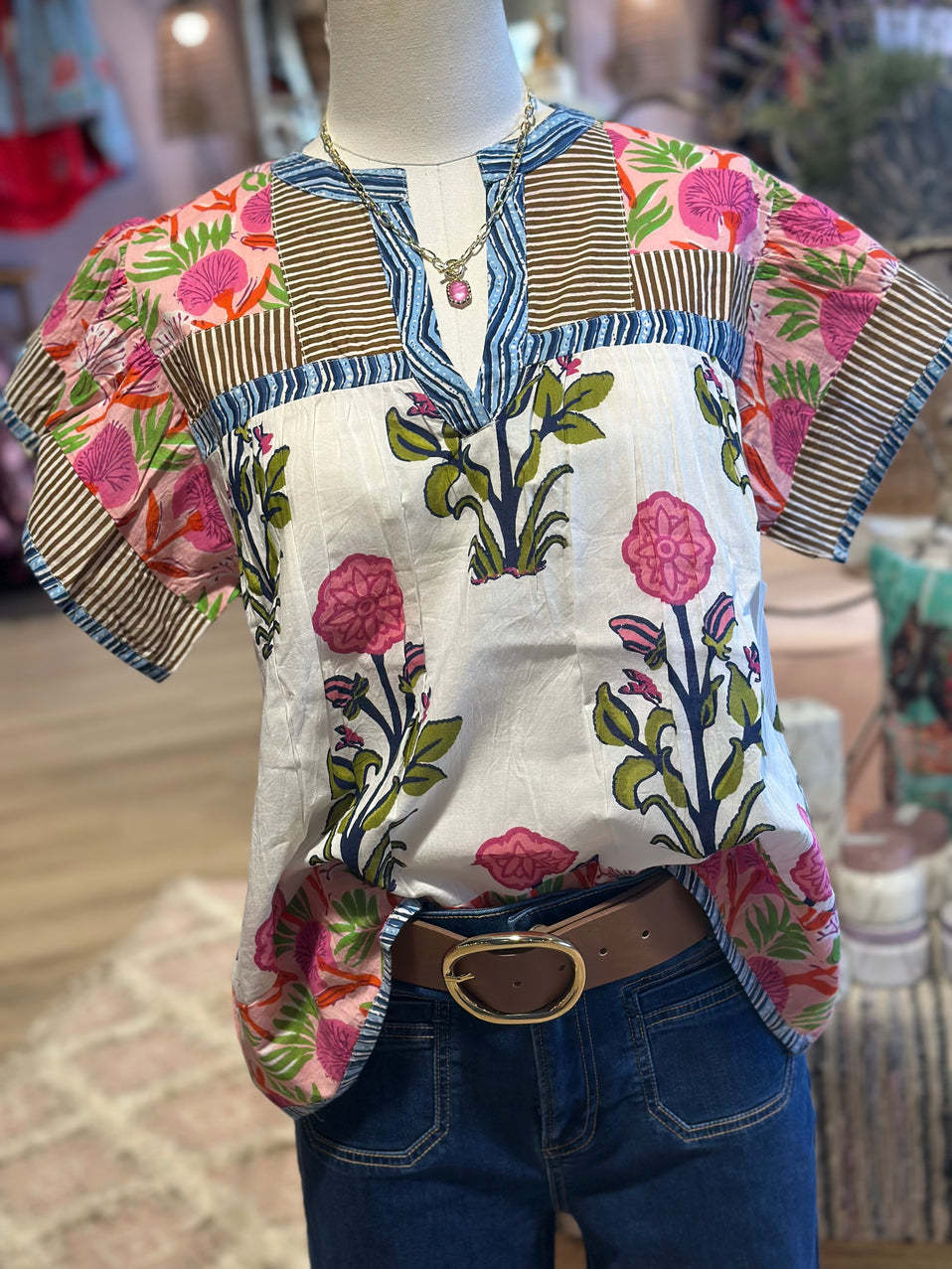 Uriella – Geborduurde Boho Blouse