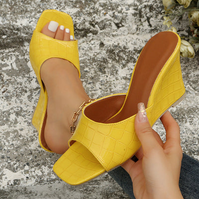 Nora - Sandalen met ruitstructuur in Romeinse stijl