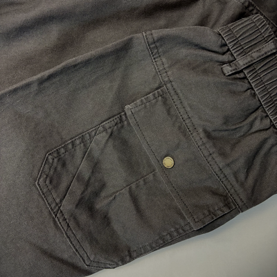 Teodor – Moderne Broek in Koolstofkleur